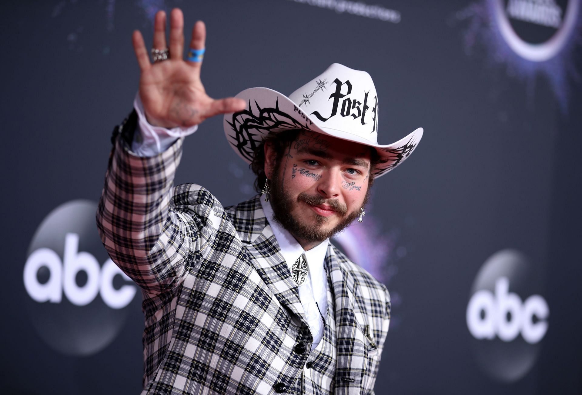 2019 American Music Awards - Arrivals