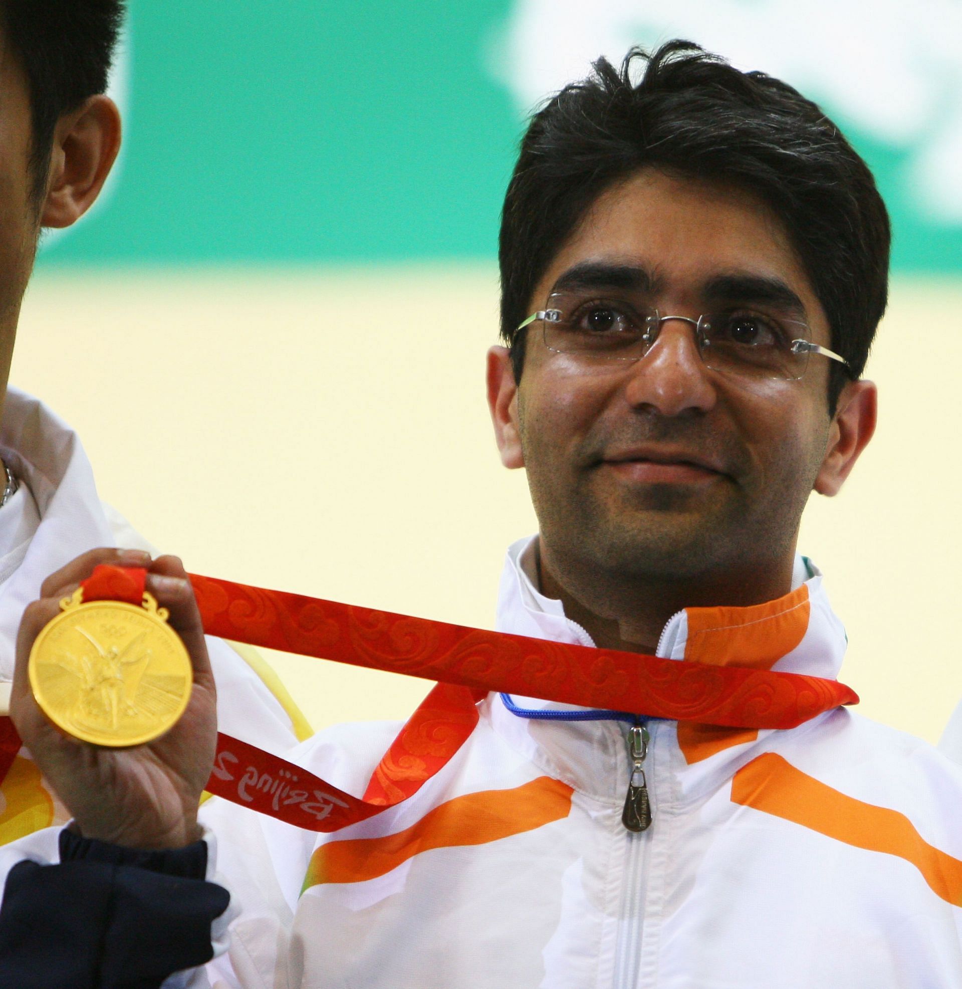 Abhinav Bindra posing after winning India's first ever gold medal in shooting at 2008 Beijing Olympics. (Image via Getty)