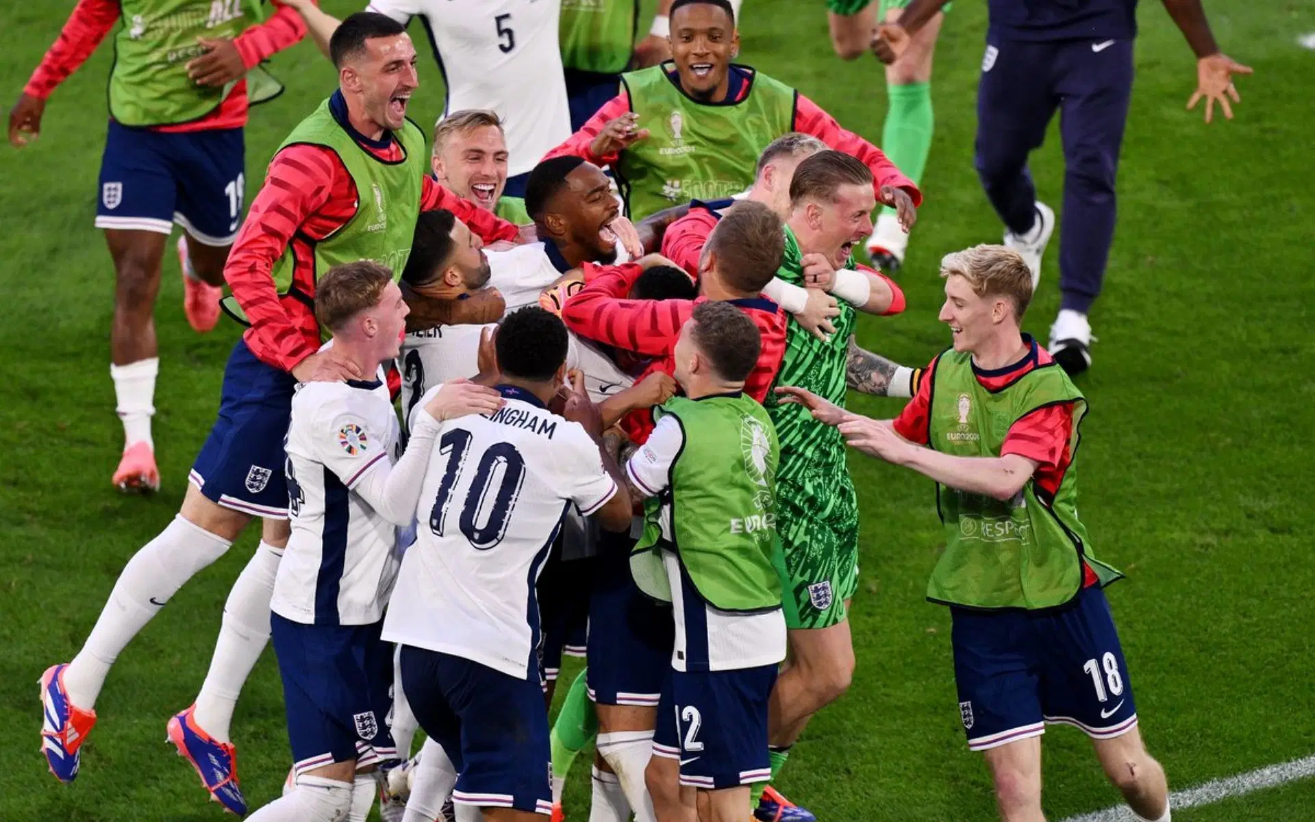 Can England qualify for their second European Championship final in a row?