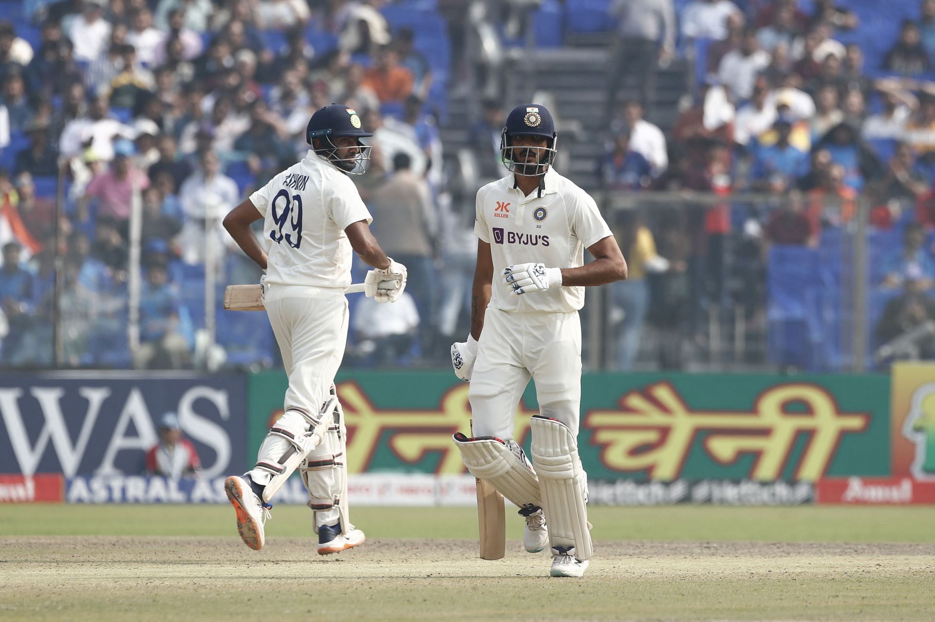 India v Australia - 2nd Test: Day 2