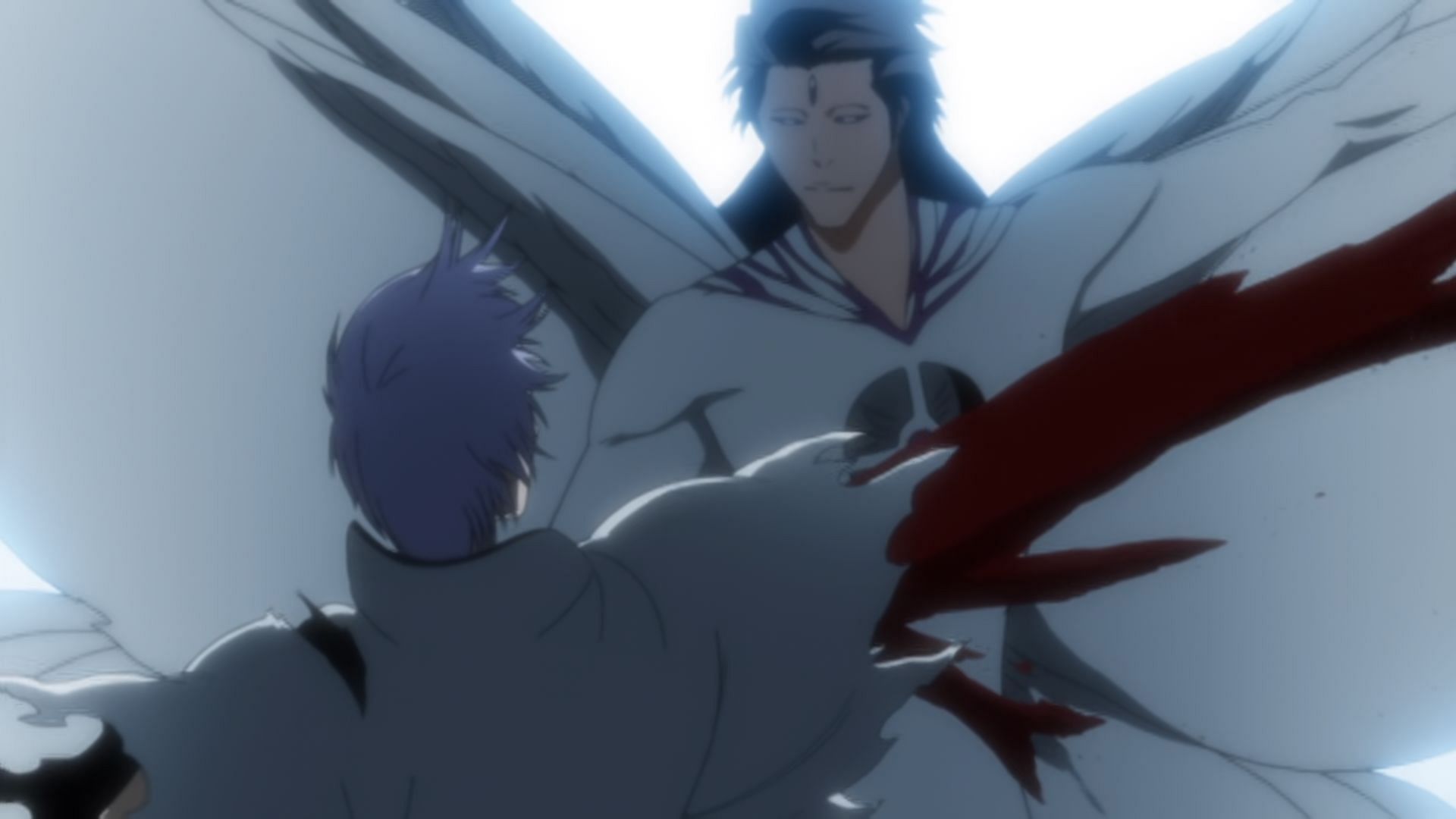 Gin seen fighting Aizen after betraying him (Image via Pierrot)