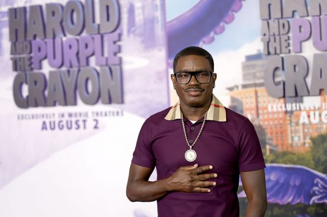 "He went from 52 to 30"— Fans react as Lil Rel Howery shares stunning weight loss transformation pictures