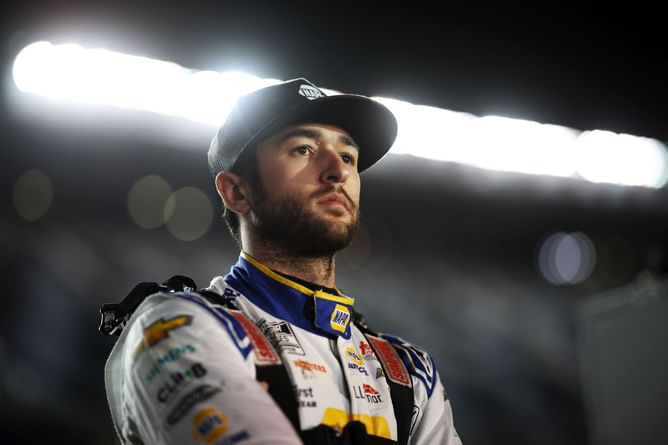 Jeff Gluck excludes Chase Elliott from 2024 Championship contenders as he predicts the final four