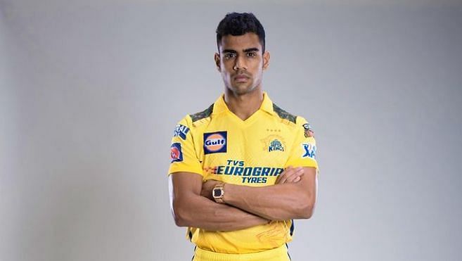 Rajvardhan Hangargekar in the Chennai Super Kings jersey (Image Credits: Rajvardhan Hangargekar&#039;s Instagram)