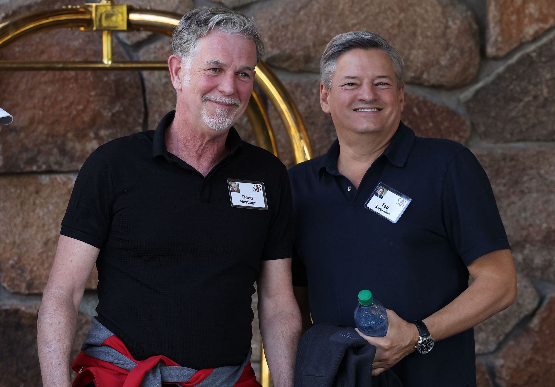 Reed Hastings and Ted Sarandos (Photo by Kevin Dietsch/Getty Images)