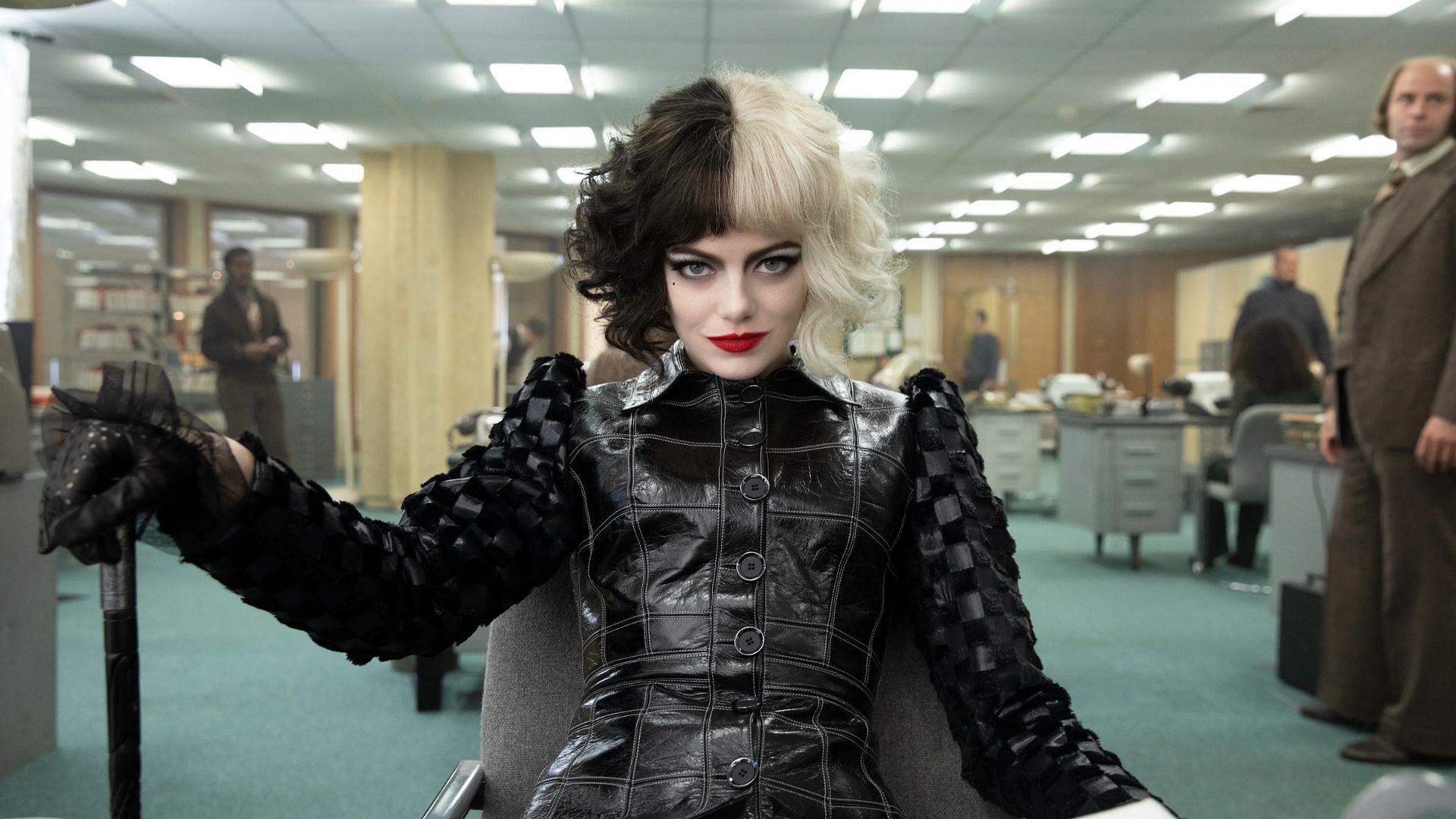 Emma Stone in and as Cruella (Image via Walt Disney Studios)