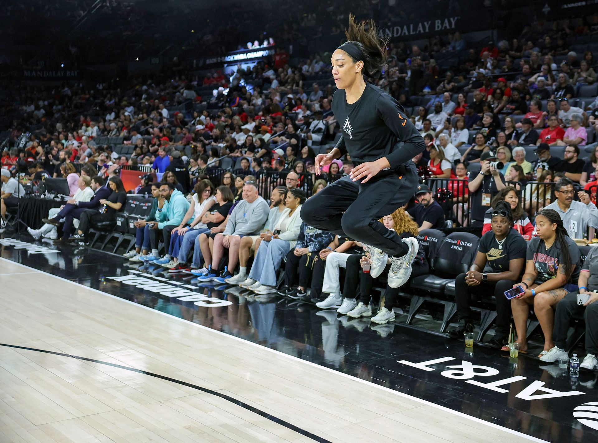 Los Angeles Sparks v Las Vegas Aces