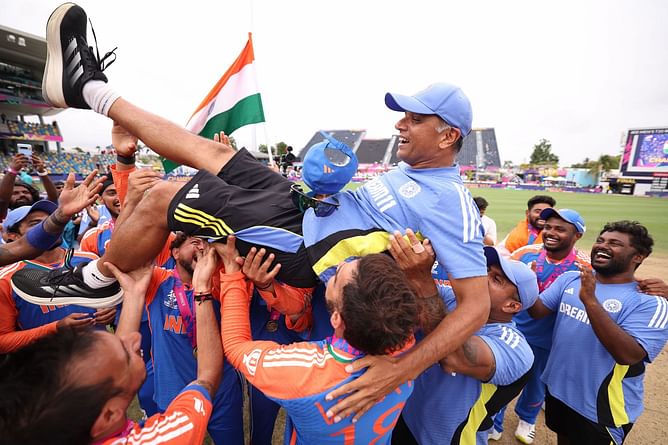 [Watch] 2024 T20 World Cup-winning coach Rahul Dravid receives guard of honor at a cricket academy in Bengaluru