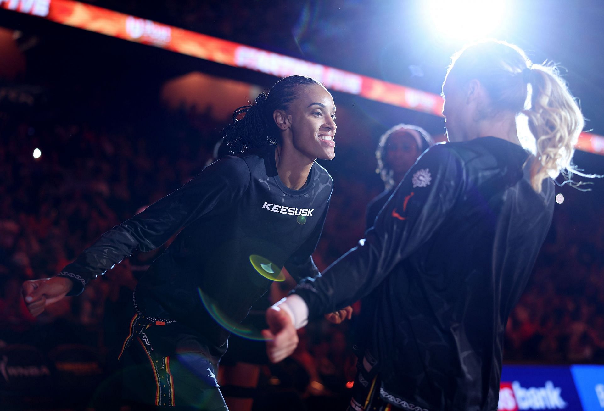 Indiana Fever v Connecticut Sun