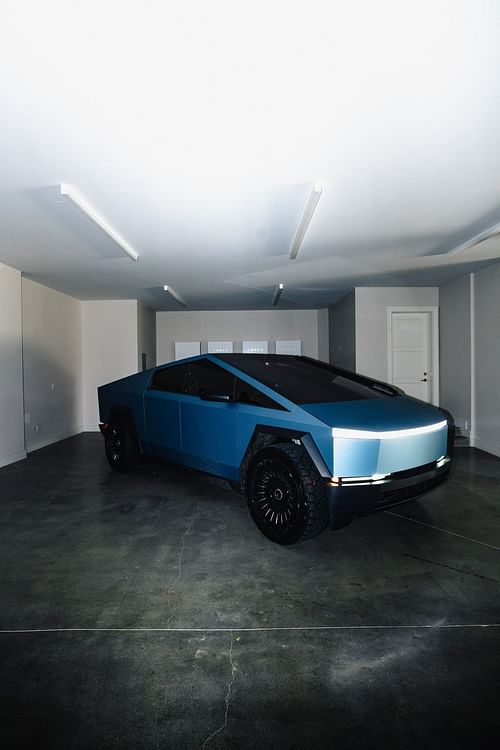 Young's Blue Tesla Cybertruck (Image Credit: Trae Young's X account)