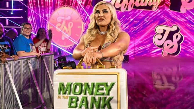 Tiffany Stratton's segment on SmackDown signaled shifting alliances, according to former WWE employee (Exclusive)