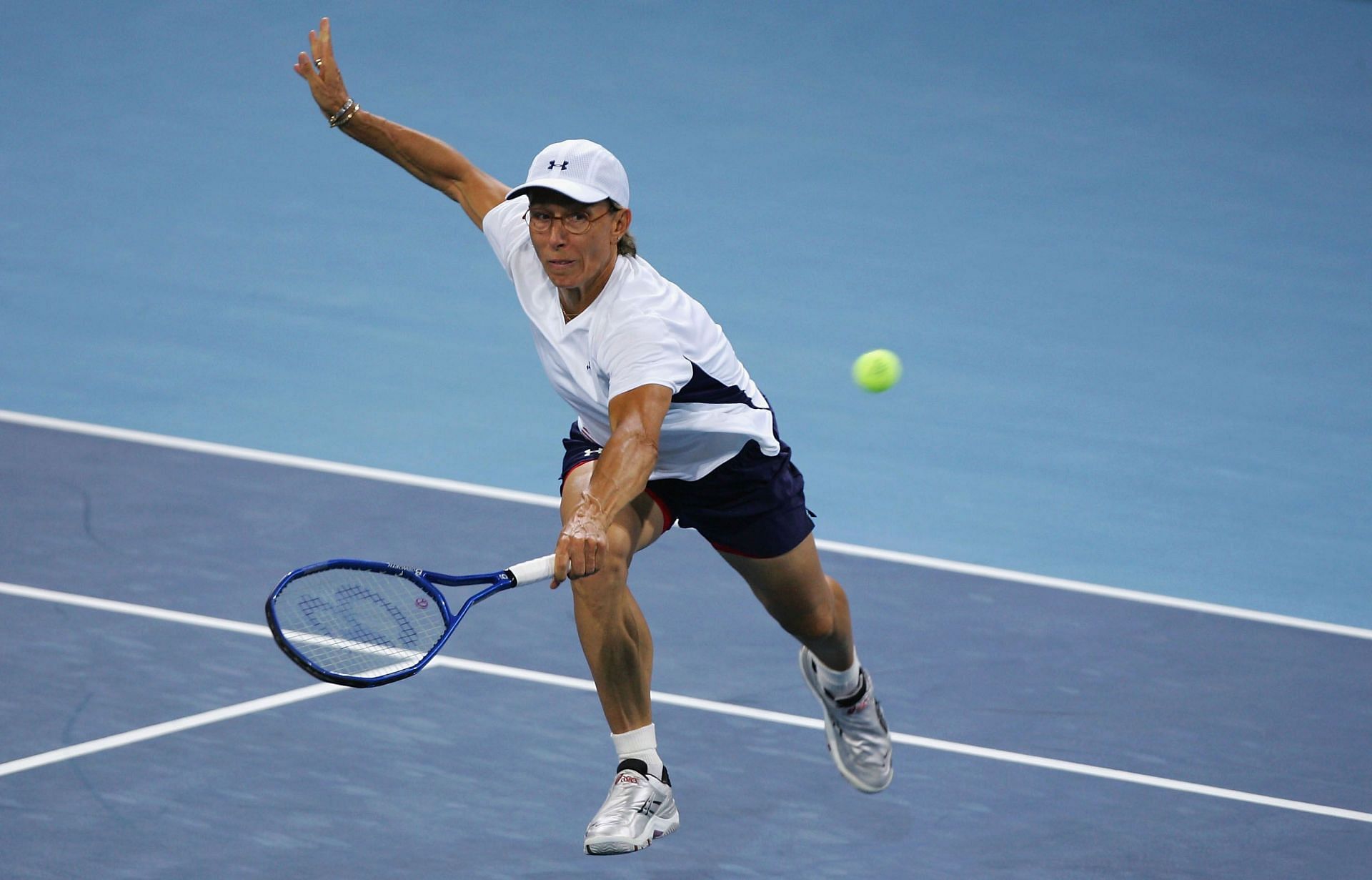 Martina Navratilova of USA competing in the quarterfinals of Athens Olympics, 2004 [Image Source: Getty]