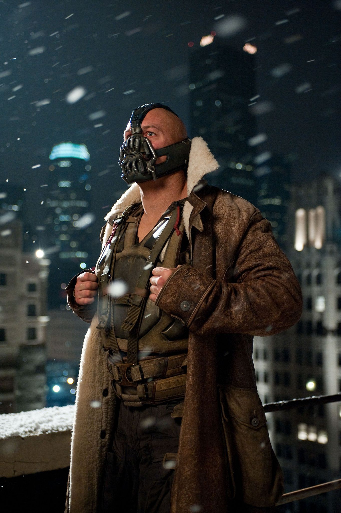 Tom Hardy as Bane (Image via Warner Bros.)