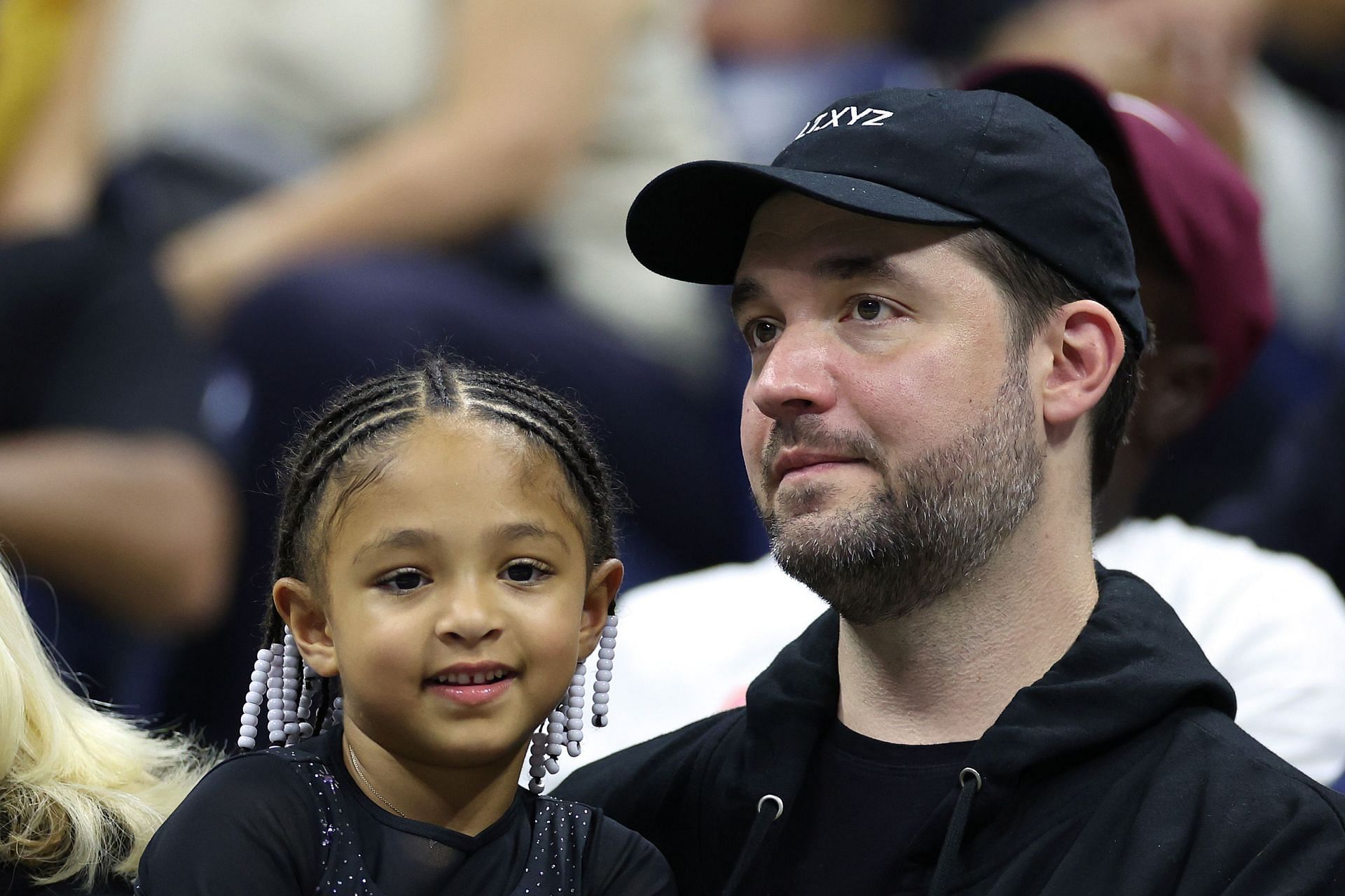 Alexis Ohanian and his daughter Olympia at the 2022 US Open