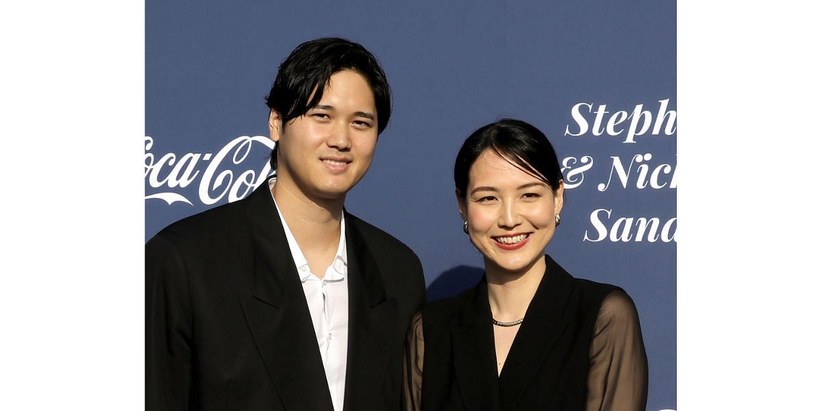 Shohei Ohtani with wife Mamiko at the 2024 Blue Diamond Gala (Image Credit: Kevin Winter / Getty)