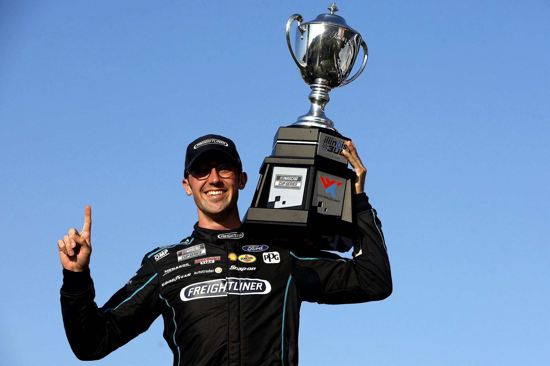 Austin Cindric wins the NASCAR Cup Series Enjoy Illinois 300 (Image via Getty)