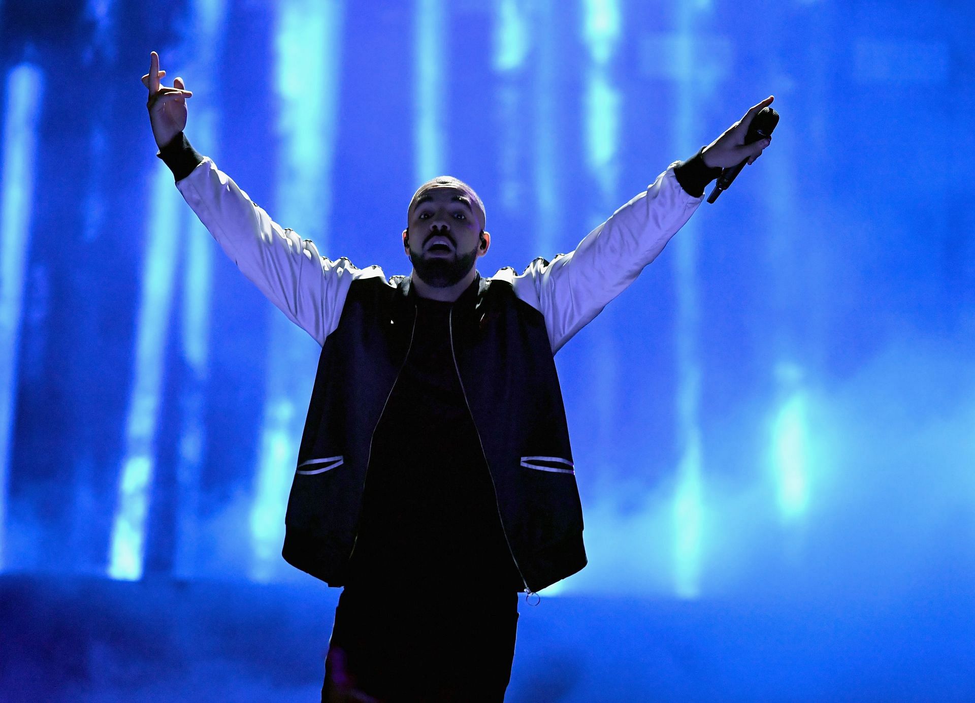 2016 iHeartRadio Music Festival - Night 1 - Show - Source: Getty