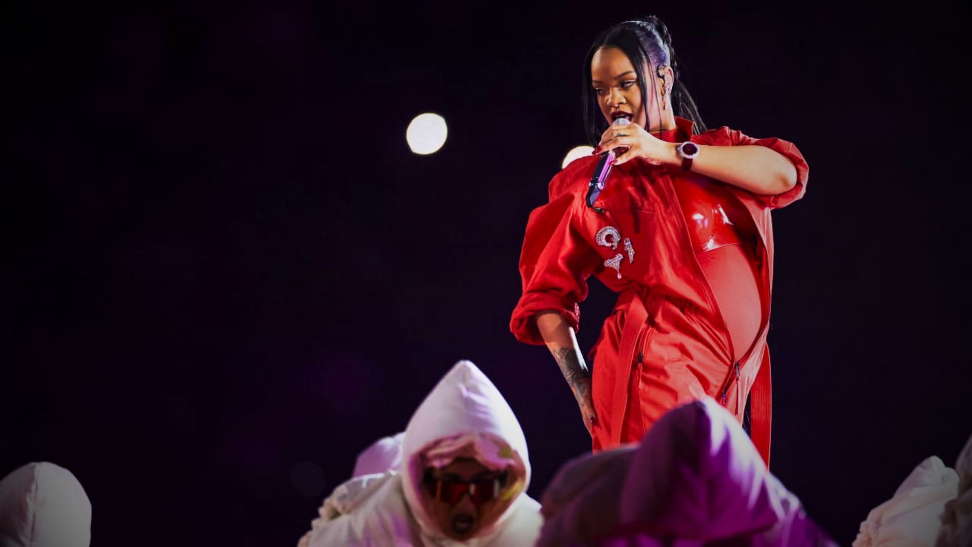 Rihanna performing at Super Bowl 2023 (Image via YouTube/NFL)