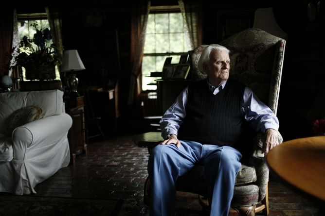 Who was Billy Graham? Franklin Graham claims his father supported Donald Trump after being featured in Kamala Harris' campaign ad
