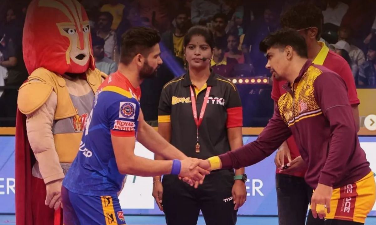 परदीप नरवाल और पवन सेहरावत (Photo Credit - telugu_titans)