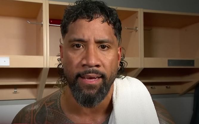 [VIDEO] 15-time champion starts yeeting with Jey Uso after SmackDown goes off the air