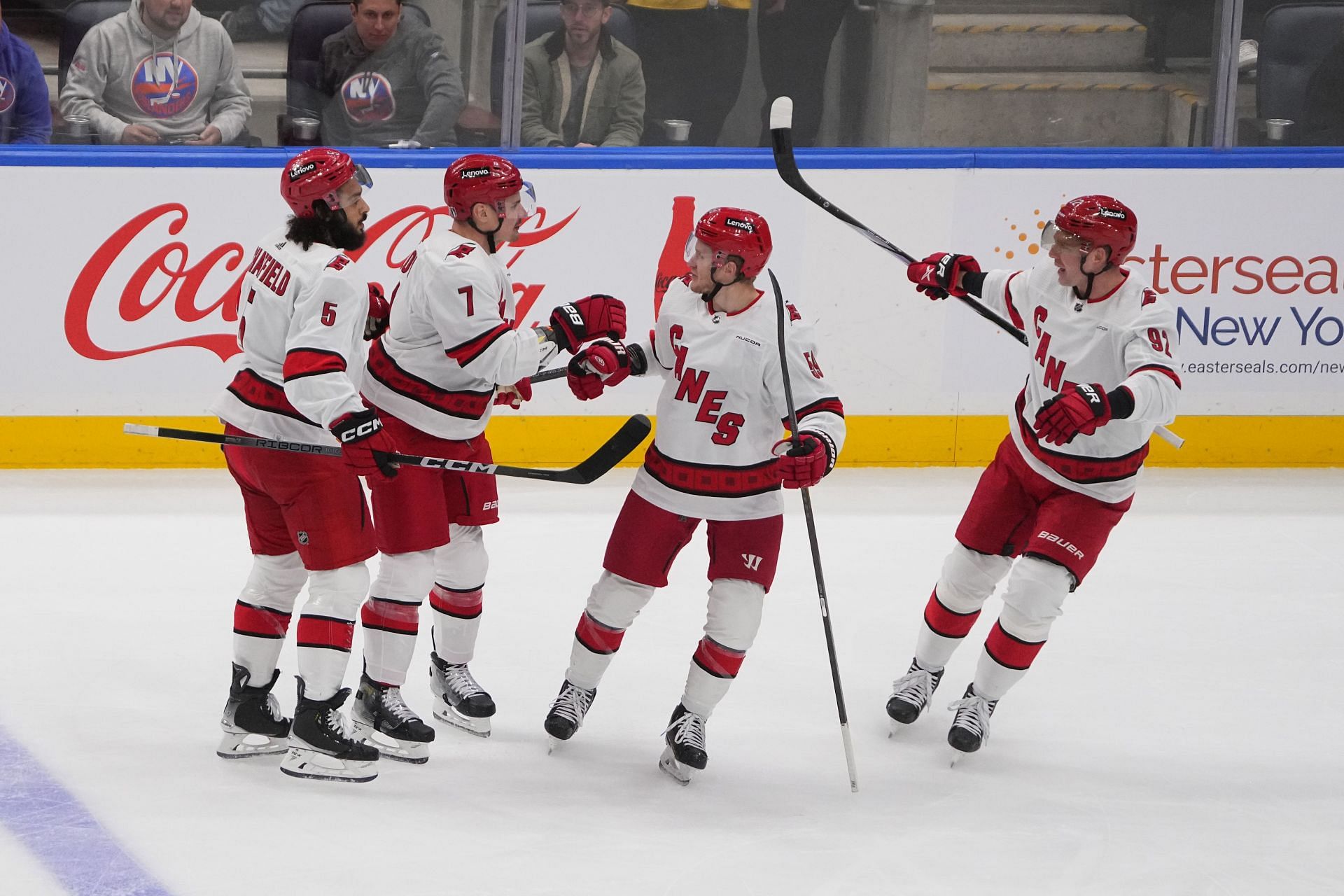 NHL: APR 25 Eastern Conference First Round - Hurricanes at Islanders - Source: Getty