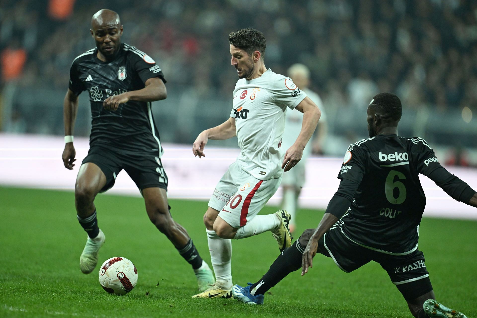 Besiktas v Galatasaray - Turkish Super Lig - Source: Getty