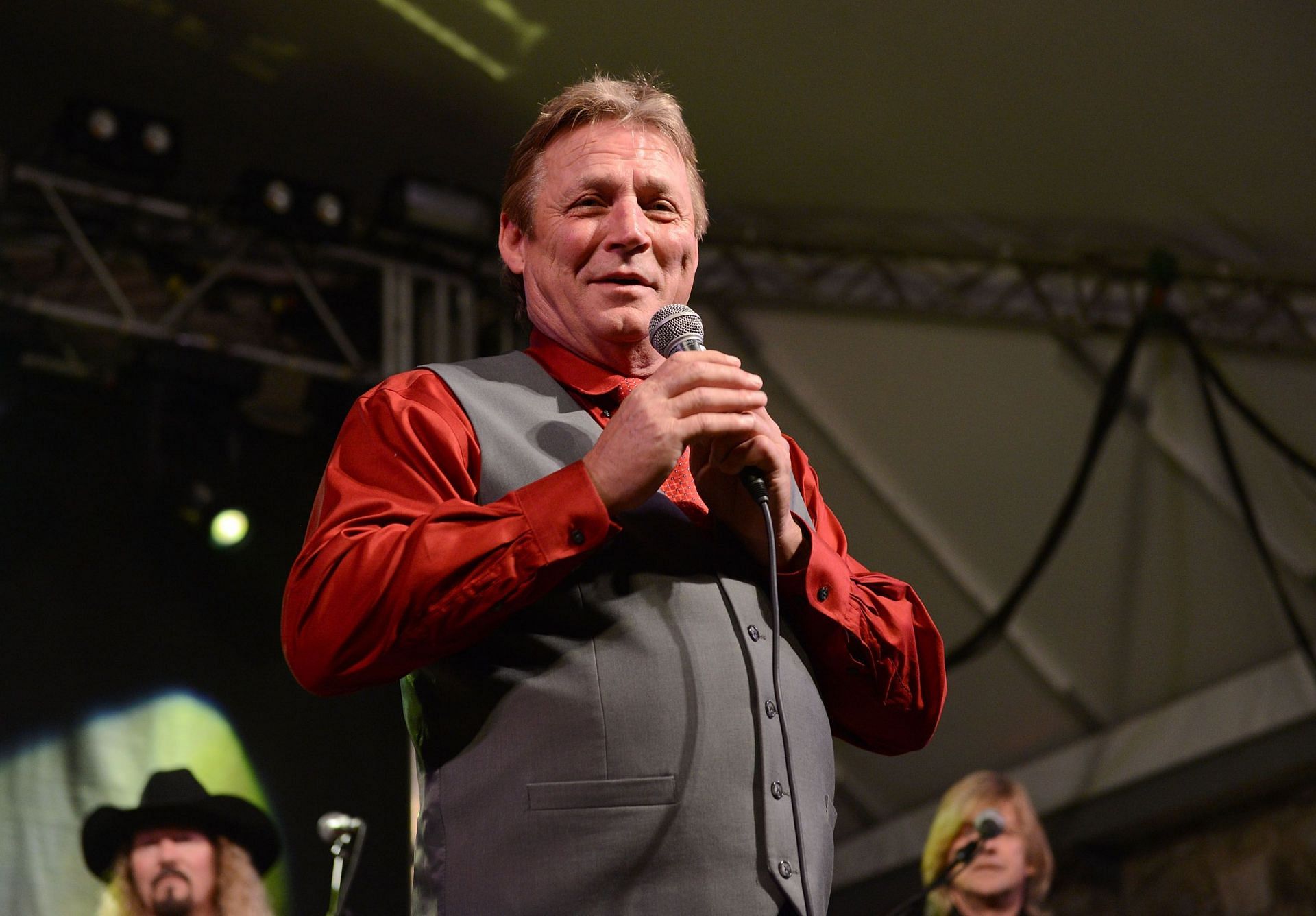 Loretta Lynn&#039;s son, Ernest Ray Lynn performs at the SXSW Film-Interactive in 2016 (Image via Scott Dudelson/Getty Images)