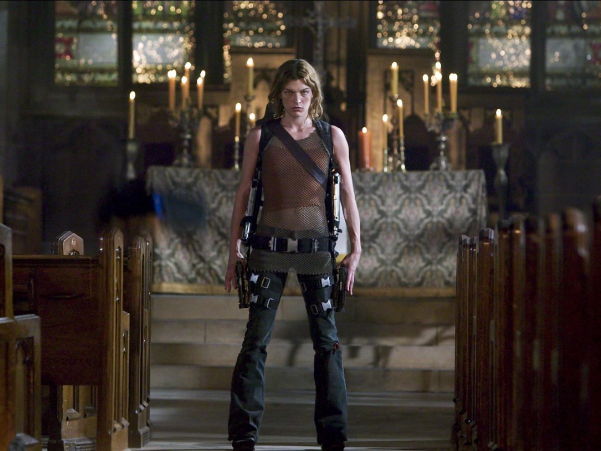 Milla Jovovich in Resident Evil: Apocalypse (2004) (Image via Sony Pictures)