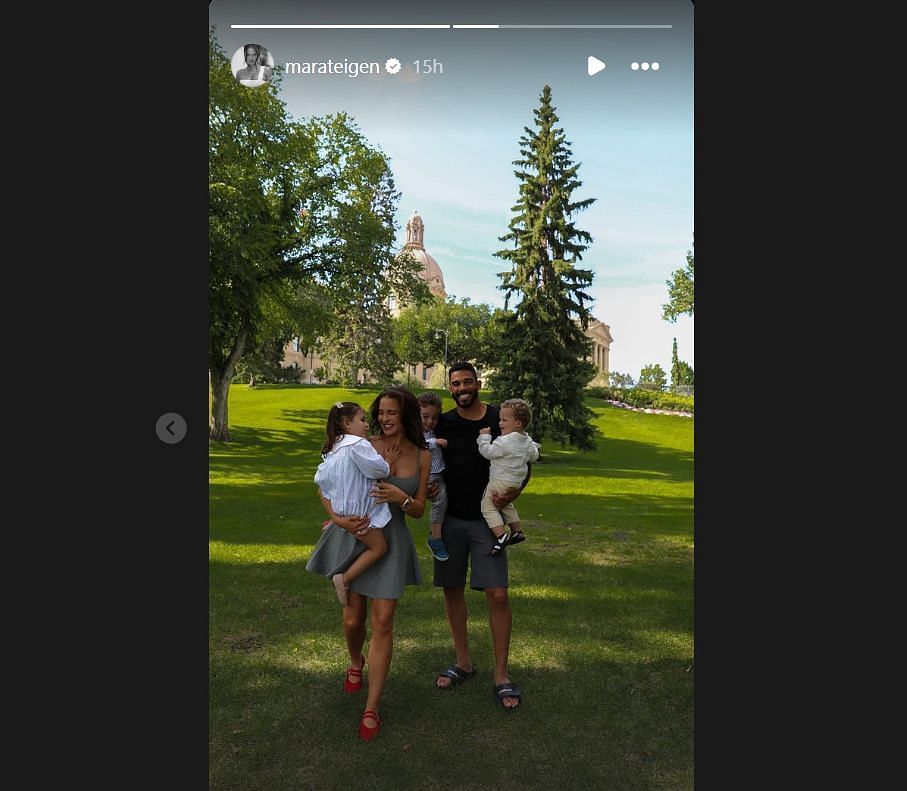 Evander Kane and Mara with their kids (Credit IG @marateigen)