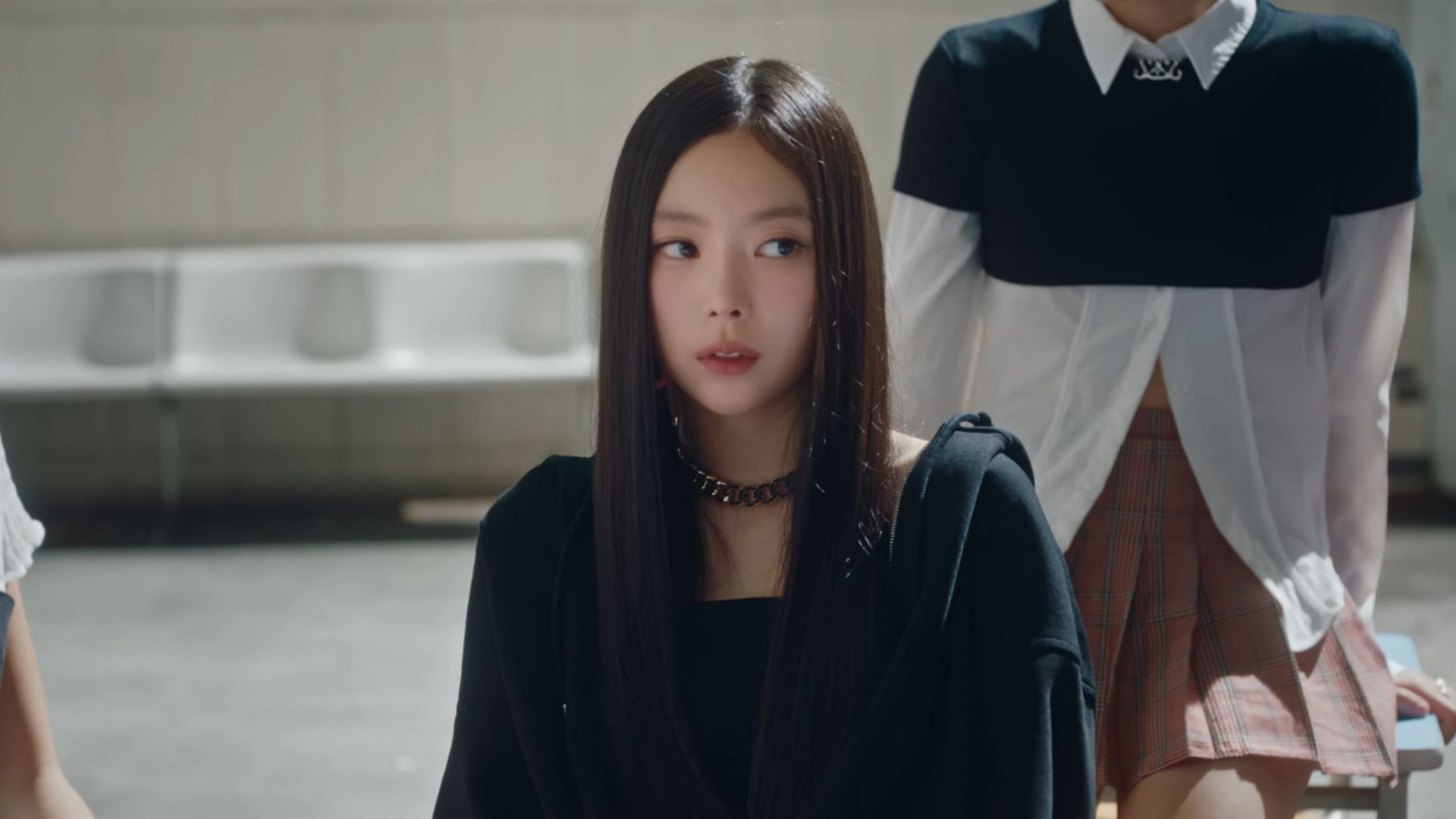 Who is Narin? The BLACK LABEL drops new trailer introducing MEOVV&rsquo;s final member (Image Via YouTube/THEBLACKLABEL) 