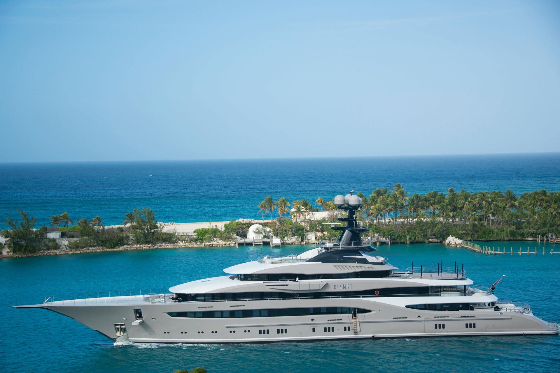 bill gates yacht