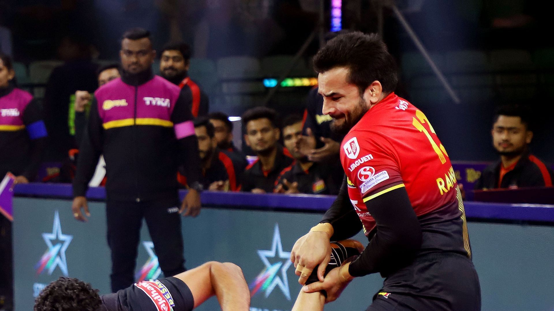 Ran Singh in action for Bengaluru Bulls during Season 10 (Image Via: Pro Kabaddi)