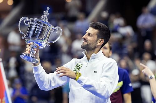 Novak Djokovic with the US Open trophy in 2023 (Source: Getty)