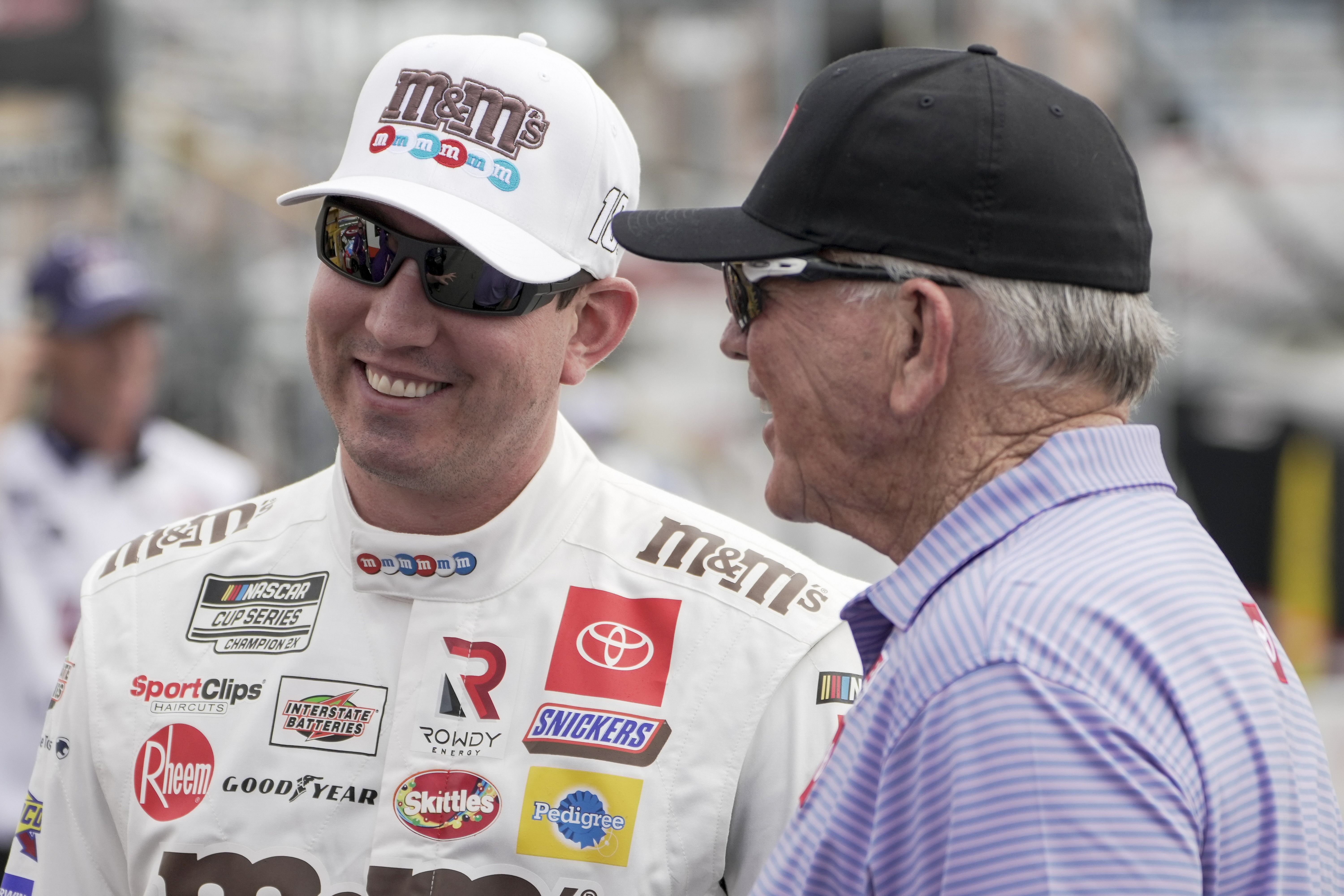 Kyle Busch with former boss Joe Gibbs at the 2021 Coca-Cola 600 (Source: Imagn)