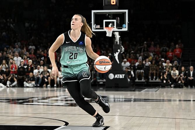 Liberty MVP candidate Sabrina Ionescu shares quirky superstitions with Seth Meyers