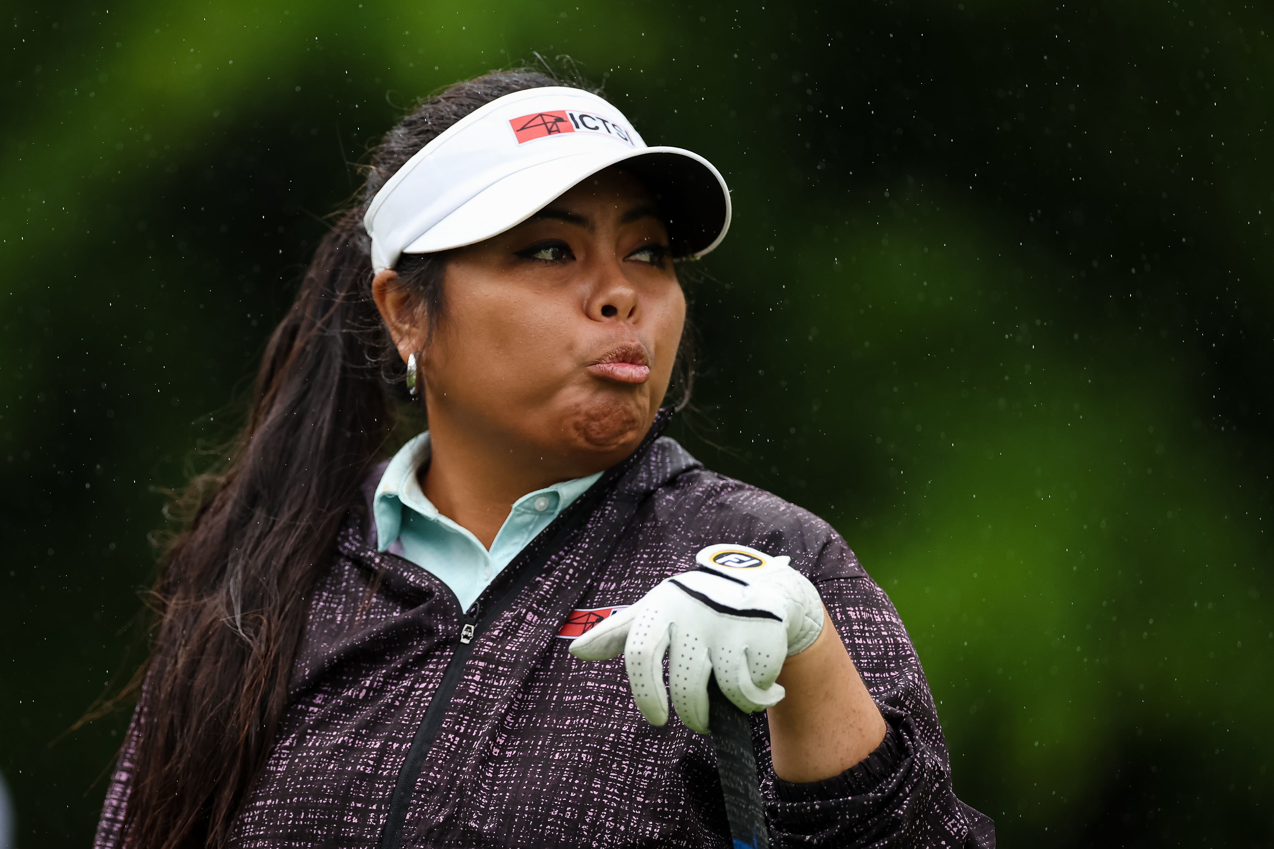 “We still have to buy a tshirt” Philippine Olympic golfer Dottie