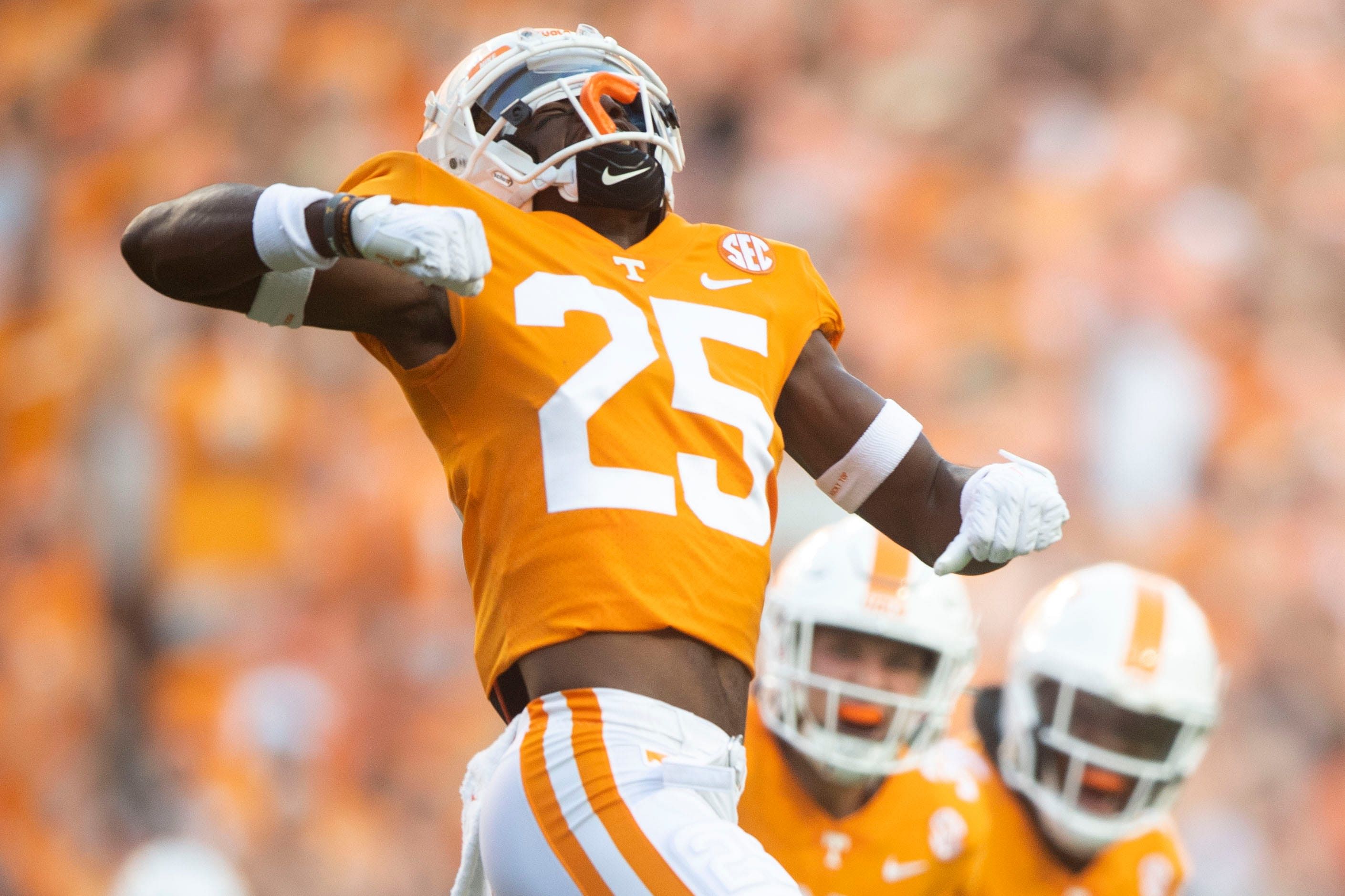 Syndication: The Knoxville News-Sentinel - Image Source: Imagn: Tennessee defensive back Jourdan Thomas (25) celebrates a play during football game between Tennessee and Ball State at Neyland Stadium in Knoxville, Tenn. on Thursday, Sept. 1, 2022.