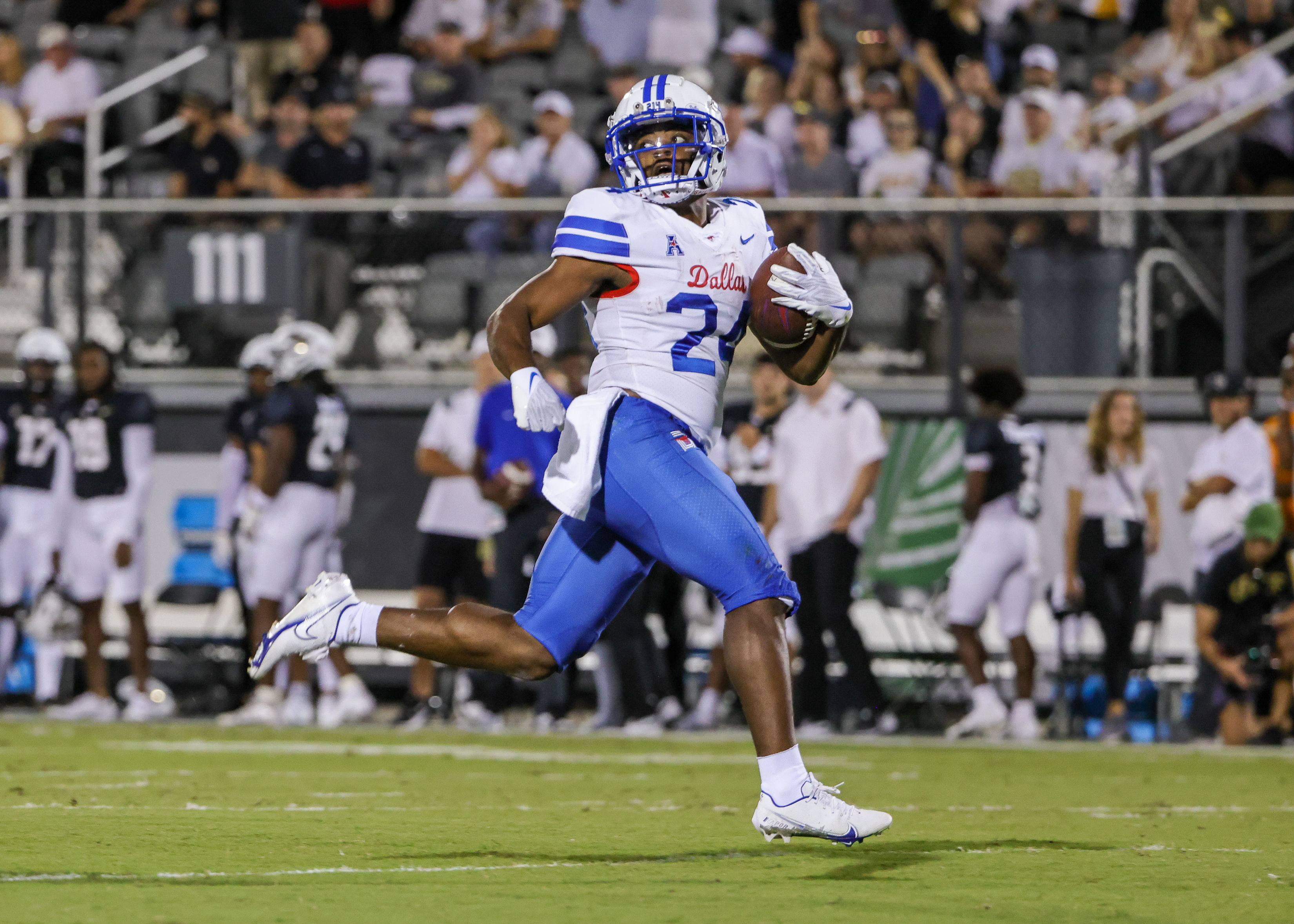 NCAA Football: Southern Methodist at Central Florida - Source: Imagn