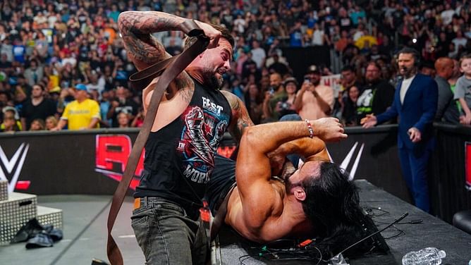 WWE में CM Punk vs Drew Mcintyre के बीच होने वाले स्ट्रैप मैच के सभी रूल्स और इसे जीतने के तरीकों के बारे में जानकारी