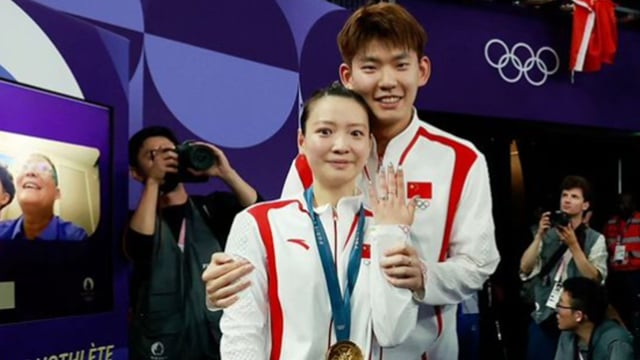 [Watch] China's Huang Ya Qiong receives surprise marriage proposal ...