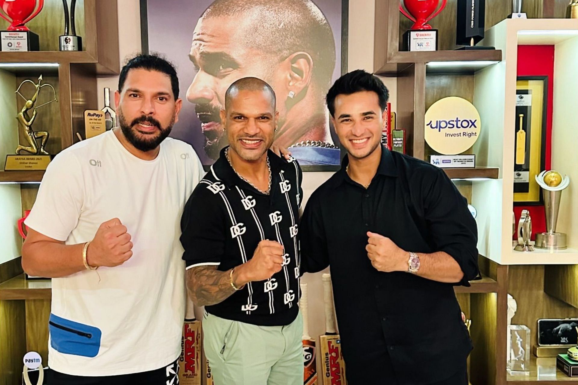 Abhishek Sharma shares a picture with Indian icons Yuvraj Singh and Shikhar Dhawan (Image via Instagram/@abhisheksharma_4)