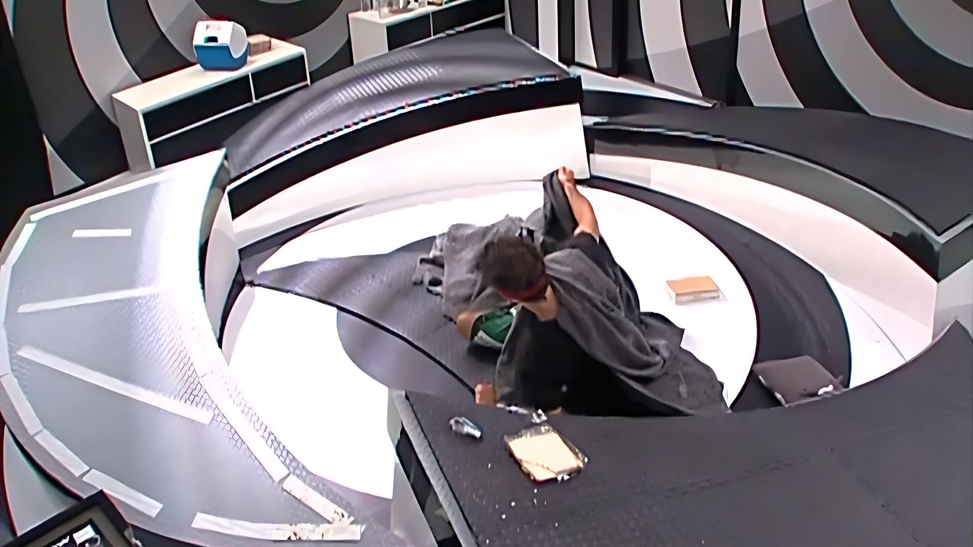 Judd in solitary confinement in BB house, season 15 (Image via CBS)