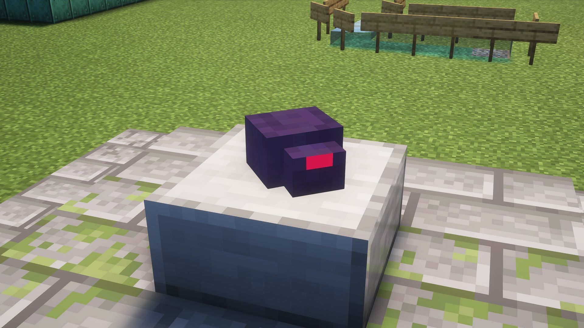 Endermites are the worst part of using ender pearls (Image via Mojang)