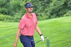 Who was leading the Wyndham Championship 2024 when Friday's Round 1 got suspended? Leaderboard explored