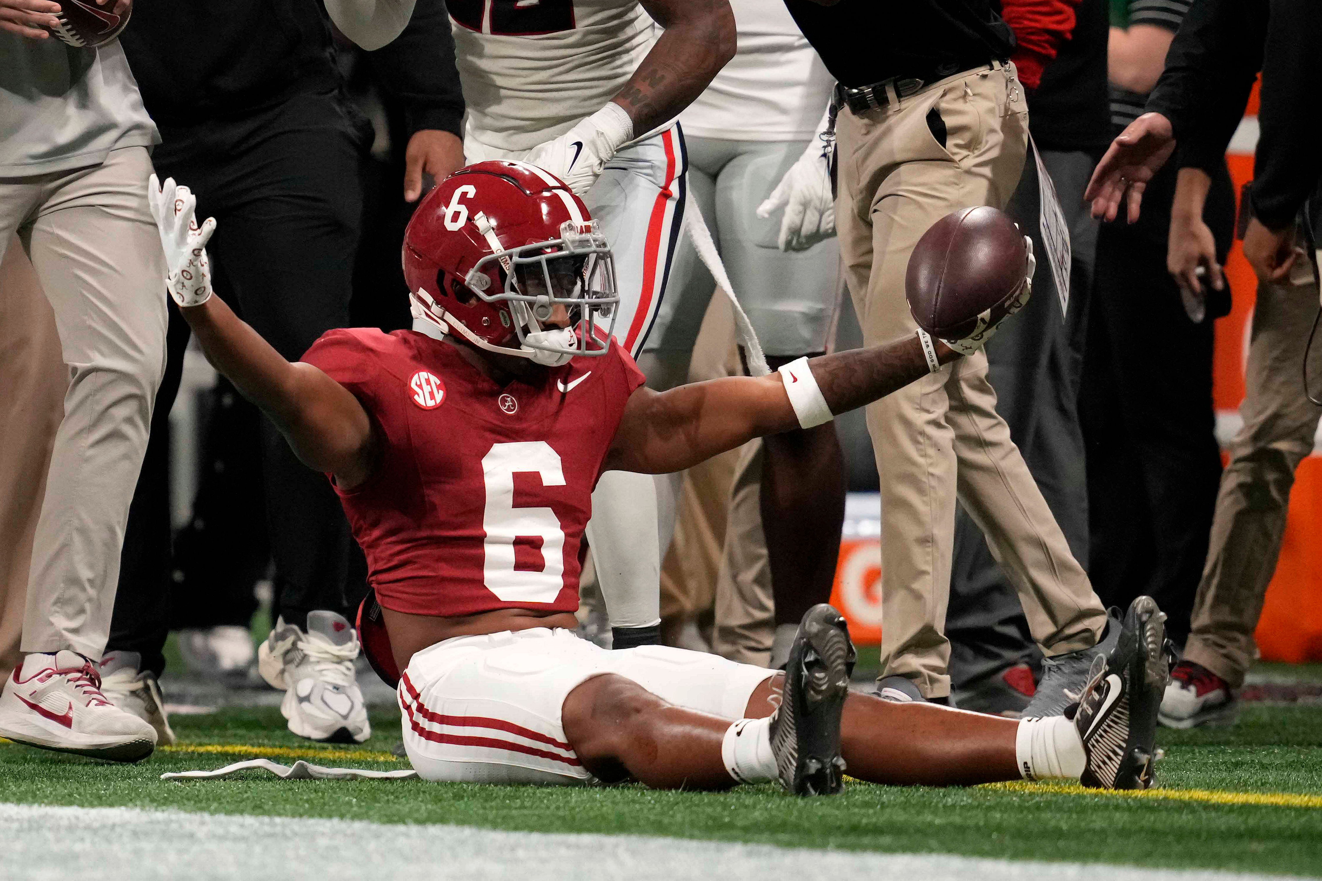 Is top returning target Kobe Prentice ready to be Alabama&#039;s top receiver in 2024? (Photo credit: IMAGN)