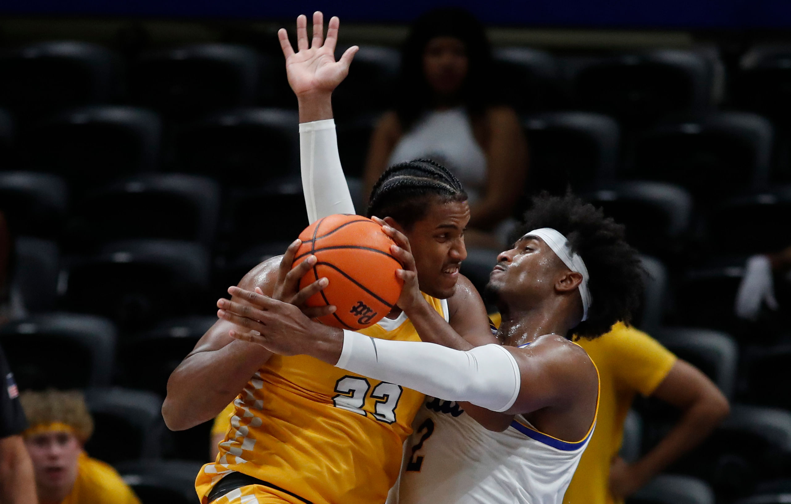 Frank Mitchell grabbed 11.6 rebounds (fourth in the nation) this past season with Canisius. (Image Source; IMAGN)