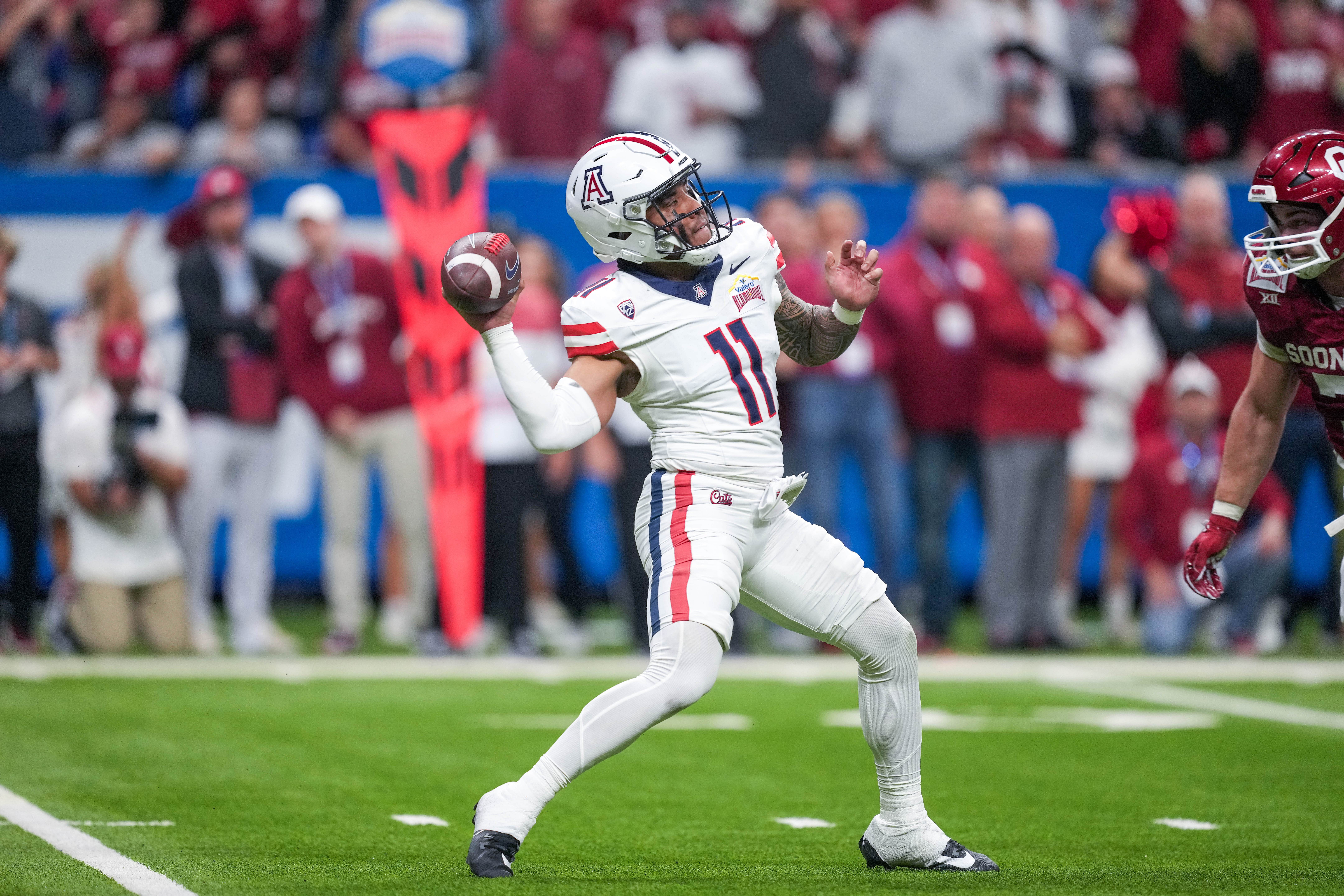 Arizona is a popular team in College Football 25, because aside from QB Noah Fifita, shown here, they also boast an excellent Wildcat playbook. (Photo credit: IMAGN)