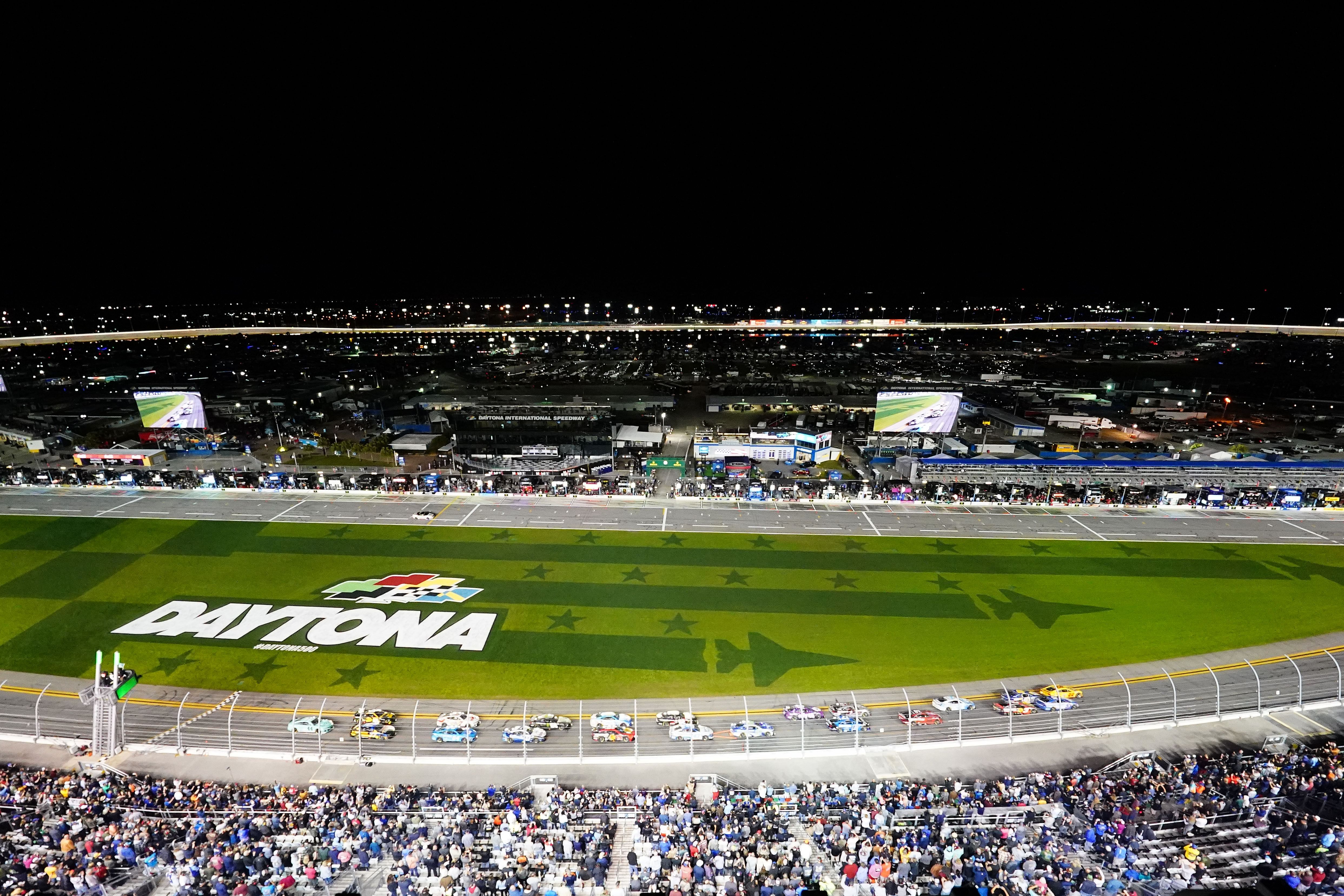 NASCAR: Bluegreen Vacations Duel 1 at Daytona - Source: Imagn