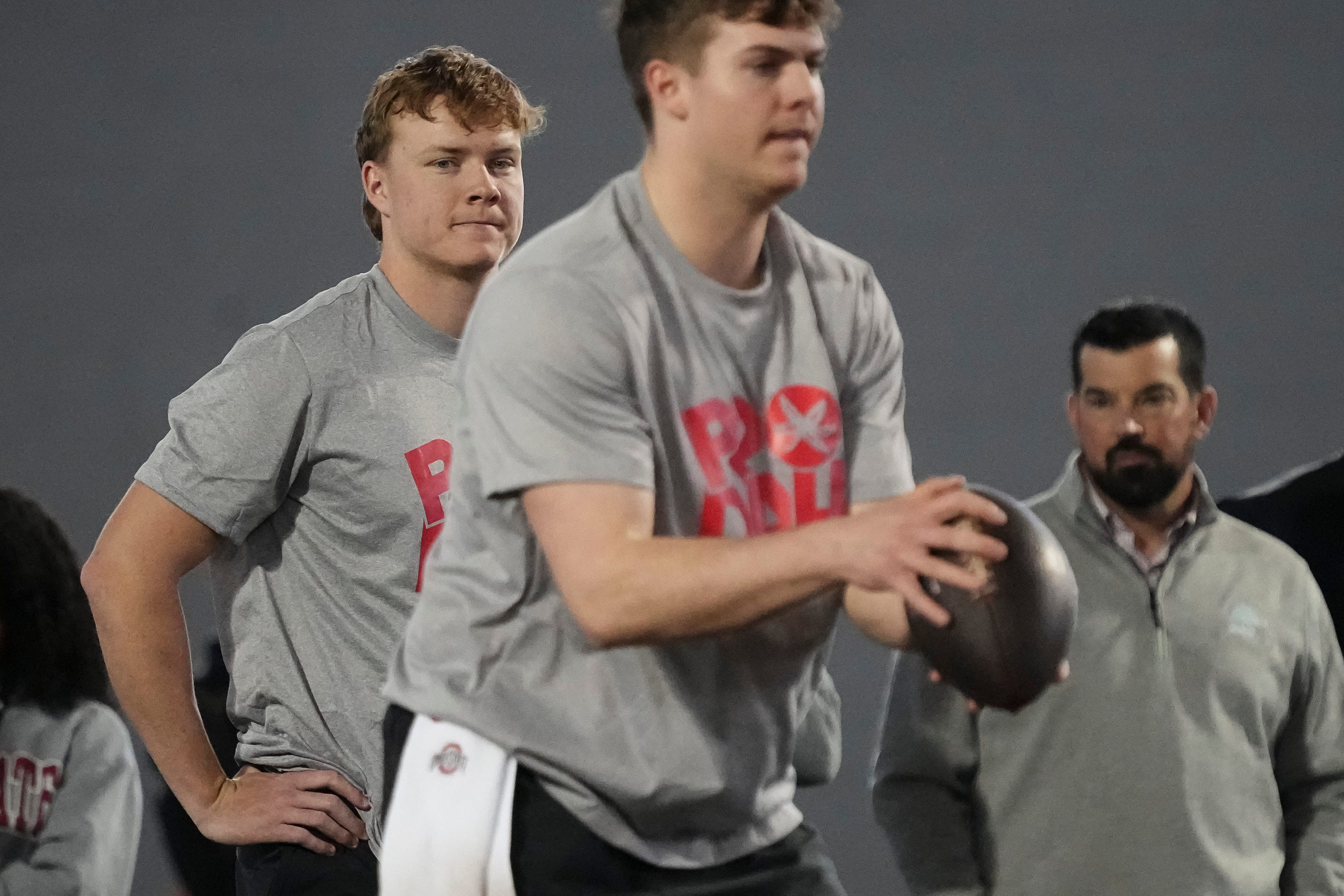 Ohio State Buckeyes head coach Ryan Day and quarterback Devin Brown watches as quarterback Will Howard takes a snap - Source: Imagn